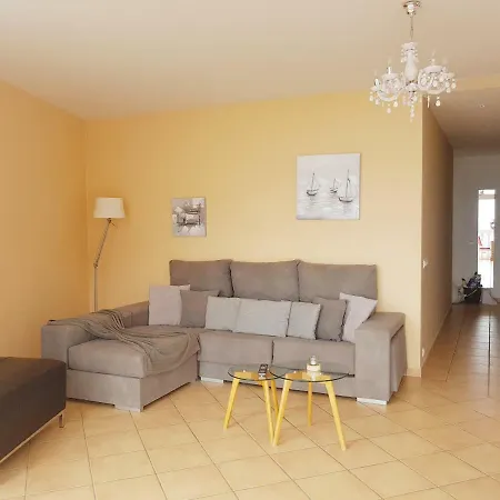 Apartament Lina Mogan